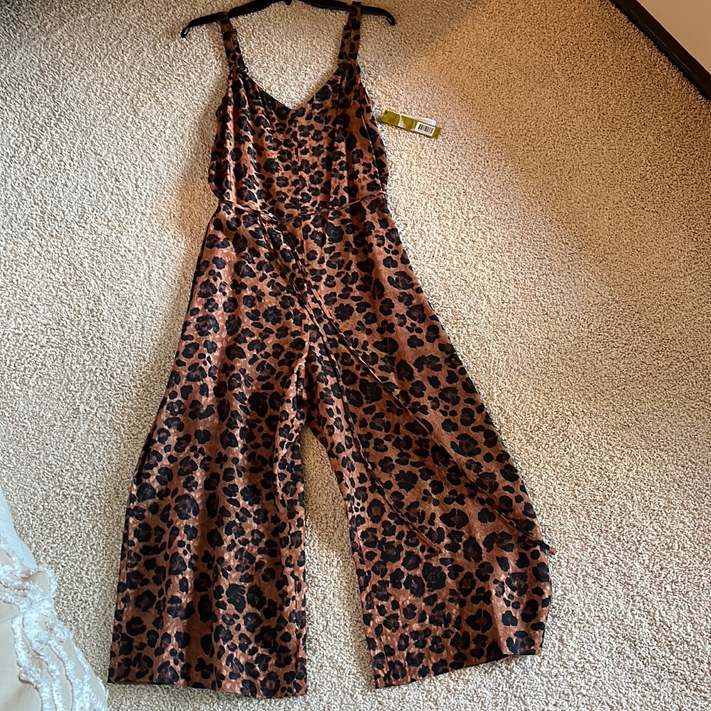 NWT Gianni Bini Jumper 8